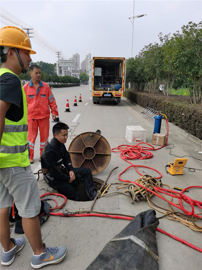 离石翻衬法管道修复技术主要工序