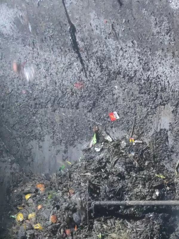 离石污水池清理